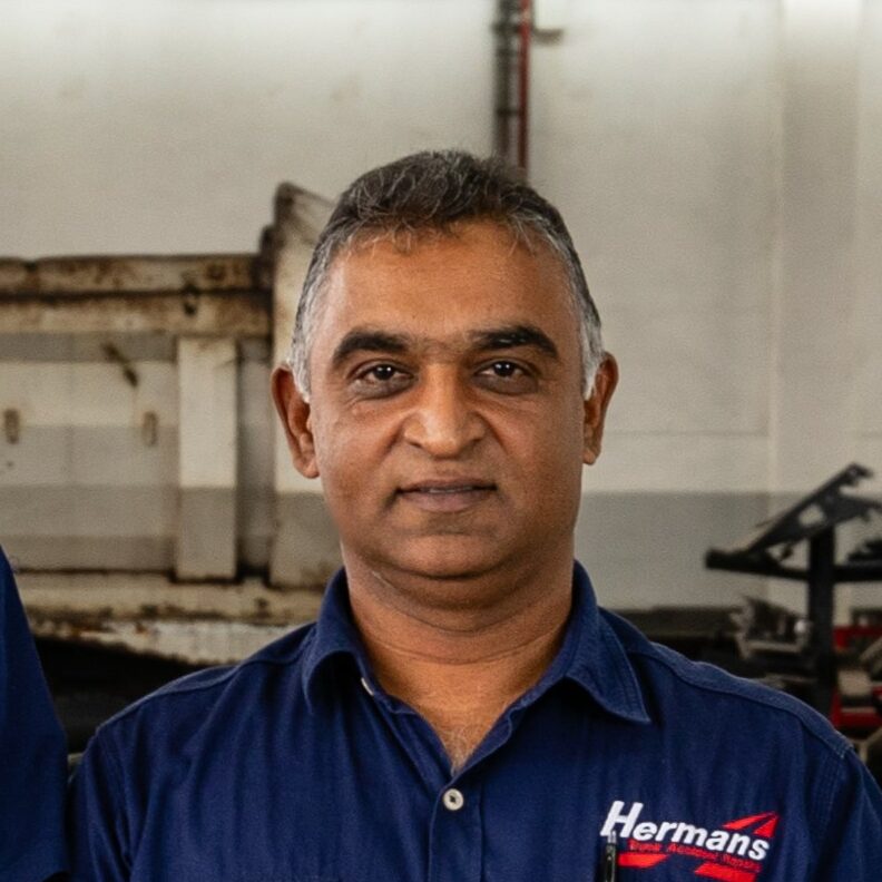 About Us - Hermans Truck Accident Repairs